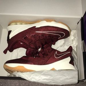 Nike lebrons